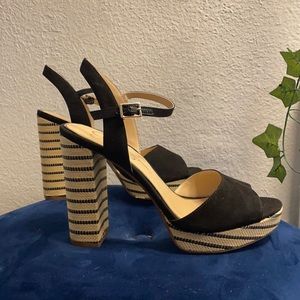 *NWT* Jessica Simpson Woven Platform Heels